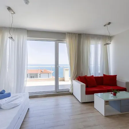 Hotell Apolonis 3*