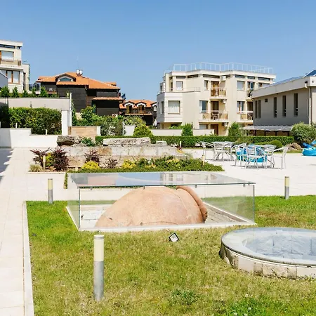 Ξενοδοχείο Apolonis 3*